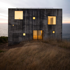 POLI (house), Coliumo peninsula, Chile, 2003-2005